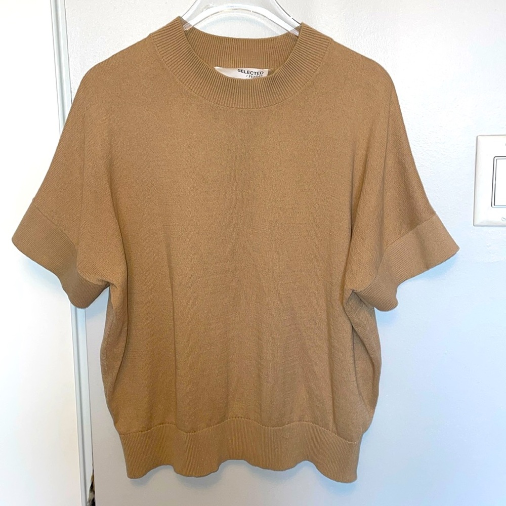 Selected Femme ss knit crew neck size small